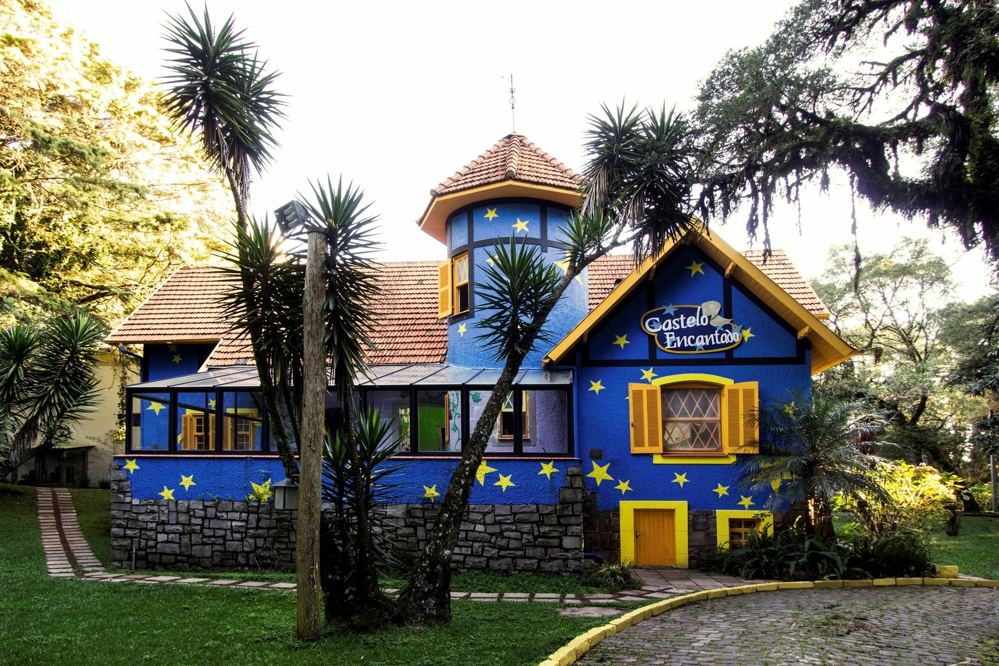 Tri Hotel Canela Exterior photo